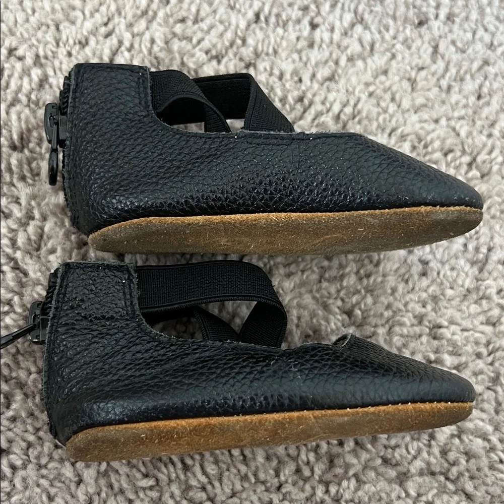 Monkey Feet Leather Black Ballet Flats